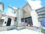 4号棟 ～モダンな印象の外観～
・木目調の外壁アクセントは幅広いテイストにマッチし、住まいに温かみを与えてくれる人気のデザイン。
・見た目に重厚感が生まれ、高級感のある仕様となっております。
