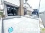 ～駐車場は２台分ご用意～
・駐車場は２台分ございますので、車通勤の方や複数台お持ちの方にもお勧めのお住まいです。
・カーポートなどのオプションもお気軽にご相談くださいませ。
