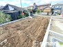～閑静な住宅街の立地～
・周辺は閑静な住宅街となっておりますので、静かな暮らしをご実現いただけます。
・前面道路の交通量も多くないので、小さなお子様がいるご家庭でもご安心ですね。
