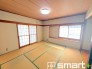 ～癒しの空間～
・癒しの和室は収納付きでお布団などもしまえて便利です。やはり畳の香りは心が落ち着きますね。
・２面採光で日当たり良好。明るい空間が広がります。
