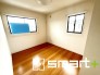 ～２面採光の明るいお部屋～
・洋室は２面採光とする事で穏やかな陽の入る明るい空間となっております。
・くつろぎのプライベート時間を明るい空間で穏やかにお過ごしいただけます。
