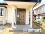 ～お住まいの顔「玄関」～
・毎日お出かけの際もご帰宅の際も通る玄関。
・ドアの交換や鍵の交換・追加などもお気軽にご相談くださいませ。
