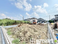 ~完成物件もご案内可能~
・ご案内時には実際の立地に加え、同メーカー・同仕様の完成物件もご案内可能です。
・ぜひ現地と建物をご覧いただき、具体的にイメージしてみてくださいませ。