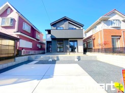 ~新規物件が誕生です~
・皆様お待たせいたしました。守谷市薬師台に新規物件が誕生いたしました。
・このエリアでお探しの方は、まずはお気軽にお問い合わせくださいませ。お待ちしております。