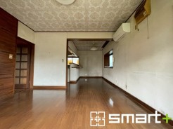 自然な風合いの色味で纏められたLDKは家具のコーディネートもしやすくなっております。
どんなインテリアにするか、考えるだけでも楽しくなりますね。