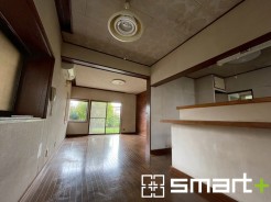 LDKはリビングとダイニングの境目が分かりやすくなっており、家具の配置がしやすい造り。
どんなインテリアにするか考えるだけでも楽しくなりますね。