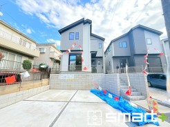 ~スタイリッシュな外観~
・重厚感のあるグレーと清潔感のあるホワイトの組み合わせで、洗練されたクールな雰囲気に。
・2色のコントラストがオシャレでスタイリッシュな印象に見せてくれますね。