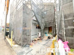 ~ご家族を守る「耐震等級3」~
・住宅性能評価において「耐震等級3」を取得。地震に強い家であることが証明されております。
・倒壊の恐れが低くなりますので、地震保険が半額になるメリットも。