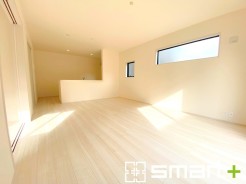 ~家具の配置がしやすい間取~
・LDKはリビングとダイニングの境目が分かりやすくなっており、家具の配置がしやすい造り。
・どんなインテリアにするか考えるだけでも楽しくなりますね。