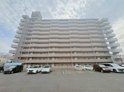 ~人気のマンションが販売開始です~
・お待たせいたしました。「キャッスル土浦」のお部屋が販売開始です。
・資金面のご相談などもお気軽にご相談くださいませ。