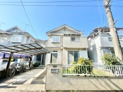 ~新規物件が誕生です~
・皆様お待たせいたしました。取手市井野に新規物件が誕生いたしました。
・このエリアでお探しの方は、まずはお気軽にお問い合わせくださいませ。お待ちしております。