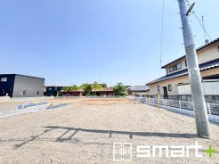 ~ご家族を守る「耐震等級3」~
・住宅性能評価において「耐震等級3」を取得。地震に強い家であることが証明されております。
・倒壊の恐れが低くなりますので、地震保険が半額になるメリットも。
(1号棟)