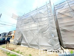 ~ご家族を守る「耐震等級3」~
・住宅性能評価において「耐震等級3」を取得。地震に強い家であることが証明されております。
・倒壊の恐れが低くなりますので、地震保険が半額になるメリットも。
(1号棟)