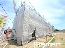 ~完成物件もご案内可能~
・ご案内時には実際の立地に加え、同メーカー・同仕様の完成物件もご案内可能です。
・ぜひ現地と建物をご覧いただき、具体的にイメージしてみてくださいませ。
(1号棟)