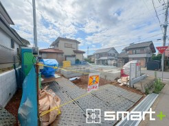 ~完成物件もご案内可能~
・ご案内時には実際の立地に加え、同メーカー・同仕様の完成物件もご案内可能です。
・ぜひ現地と建物をご覧いただき、具体的にイメージしてみてくださいませ。