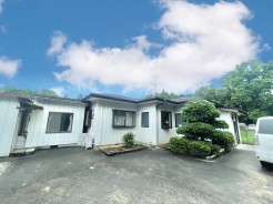 ~お問合せはお気軽に~
・お仕事帰りの遅い時間や短時間のご案内、不動産会社に休みの多い水曜日などでもご対応可能です。
・ぜひお気軽にお問合せくださいませ。お待ちしております!