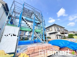 ~ご家族を守る「耐震等級3」~
・住宅性能評価において「耐震等級3」を取得。地震に強い家であることが証明されております。
・倒壊の恐れが低くなりますので、地震保険が半額になるメリットも。