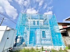 ~完成物件もご案内可能~
・ご案内時には実際の立地に加え、同メーカー・同仕様の完成物件もご案内可能です。
・ぜひ現地と建物をご覧いただき、具体的にイメージしてみてくださいませ。