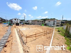 ~完成物件もご案内可能~
・ご案内時には実際の立地に加え、同メーカー・同仕様の完成物件もご案内可能です。
・ぜひ現地と建物をご覧いただき、具体的にイメージしてみてくださいませ。