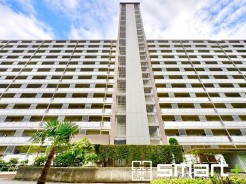 ~堂々とした大型のマンション~
・総戸数の多い大型のマンションですので、外観の迫力もあり誇りに思えるようなお住まいとなっております。
・ぜひ現地でご体感くださいませ。