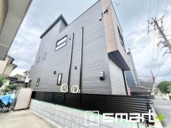 ~完成物件もご案内可能~
・ご案内時には実際の立地に加え、同メーカー・同仕様の完成物件もご案内可能です。
・ぜひ現地と建物をご覧いただき、具体的にイメージしてみてくださいませ。