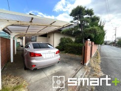 ~駐車場は2台分ご用意~
・駐車場は2台分ございますので、車通勤の方や複数台お持ちの方にもお勧めのお住まいです。
・カーポートなどのオプションもお気軽にご相談くださいませ。