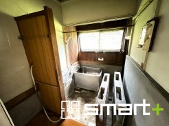 ~1日の疲れを癒す浴室~
・ユニットバスの交換もお気軽にご相談くださいませ。
・丸ごとでなくてもシャワーヘッドのみの交換などもお勧めしております。