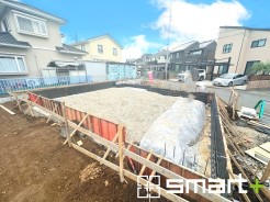 ~ご家族を守る「耐震等級3」~
・住宅性能評価において「耐震等級3」を取得。地震に強い家であることが証明されております。
・倒壊の恐れが低くなりますので、地震保険が半額になるメリットも。
(A号棟)(A号棟)