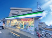 ファミリーマート 土浦神立駅前店