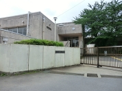 成田小学校