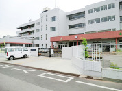 西深井小学校